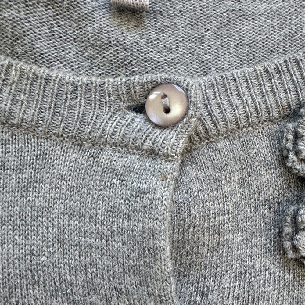 Nordstrom Caslon Gray Floral Button-Up Appliqué Cardigan Sweater Cashmere Size S - Picture 4 of 9